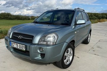 Śliczny Tucson2.0D140KM Napędy 4X4 Grzane Fotele Welury Hak Klima