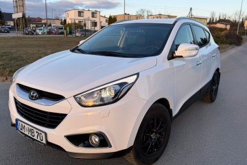 Śliczny IX35 4X4 2.0 CRDI AutomatKsenon Ledy Grzane Fotele Parktroniki