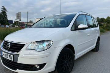 Rodzinny Touran 1.6 Benz.102KM 7 Osobowy Parktroniki Klimatron Hak